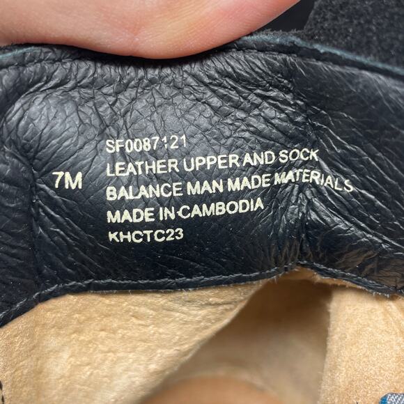 Sofft Women's Emeline Waterproof Suede Wedge Side Zip Bootie Black Size 7 M - Picture 9 of 13